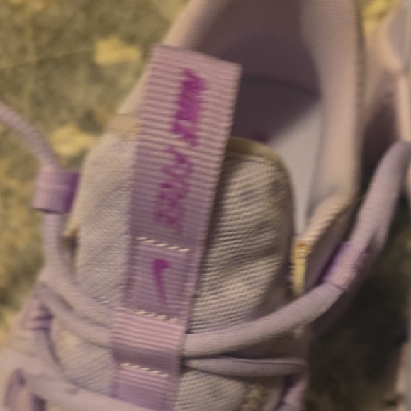 Nike Kids Lilac Sneakers - Picture 7 of 9